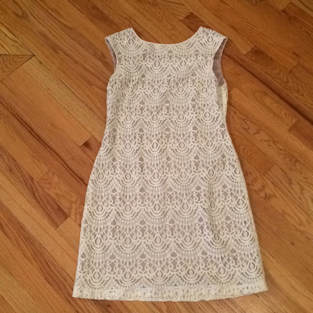 NWOT Ivory Lace Sheath